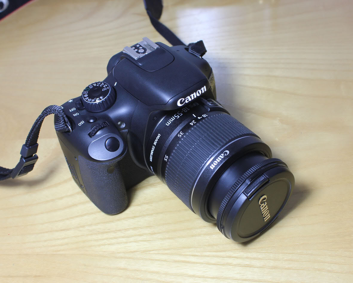 Canon EOS Kiss X4 / 550D kit 18-55mm IS