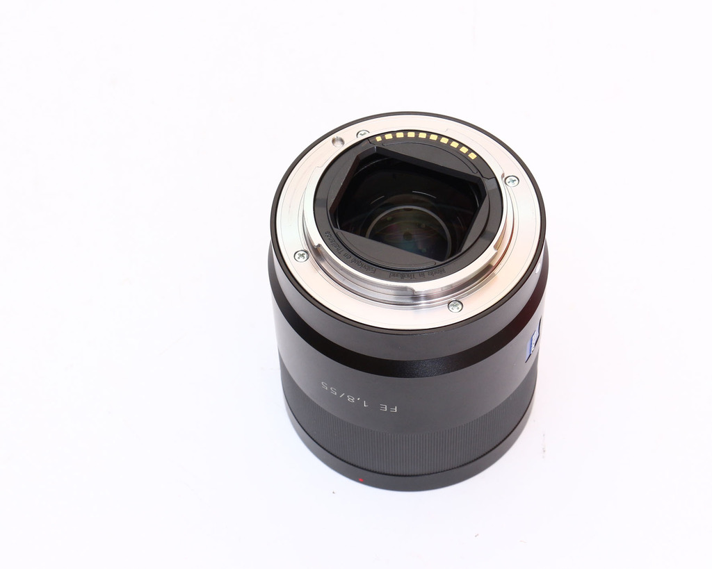 Ống kính Sony 55mm f/1.8 ZA FE Carl Zeiss  Sonnar T*