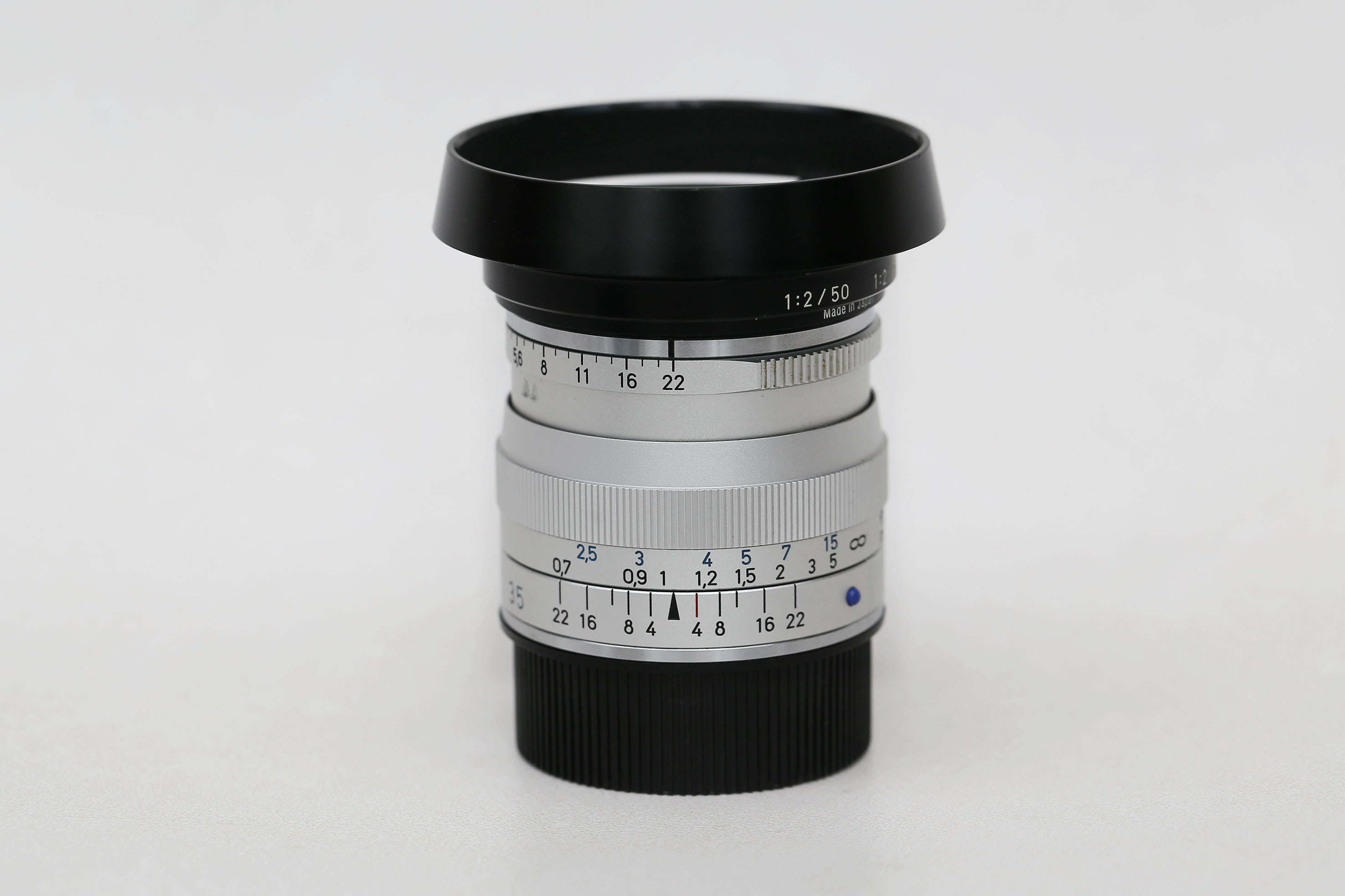 Ống Kính Carl Zeiss Biogon T* 35mm f/2 ZM Black / Sliver