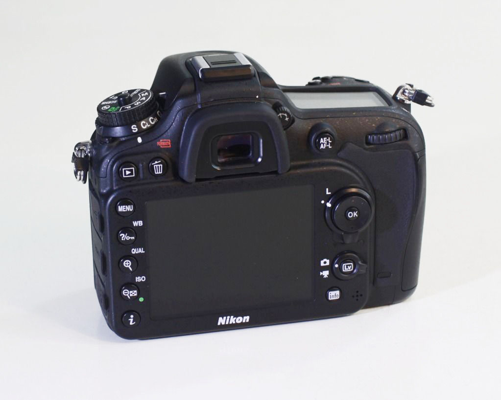 Nikon D7100 body