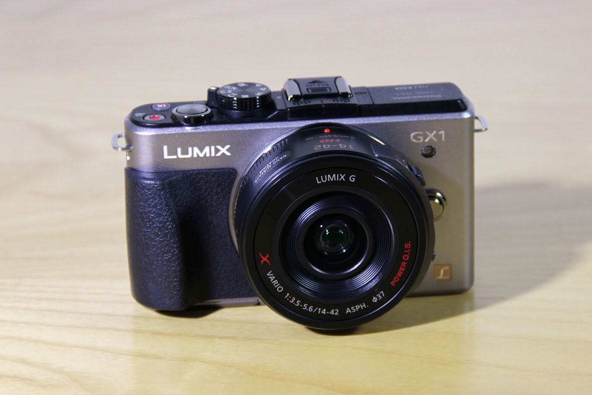 Panasonic Lumix GX1 len 14-42 mm