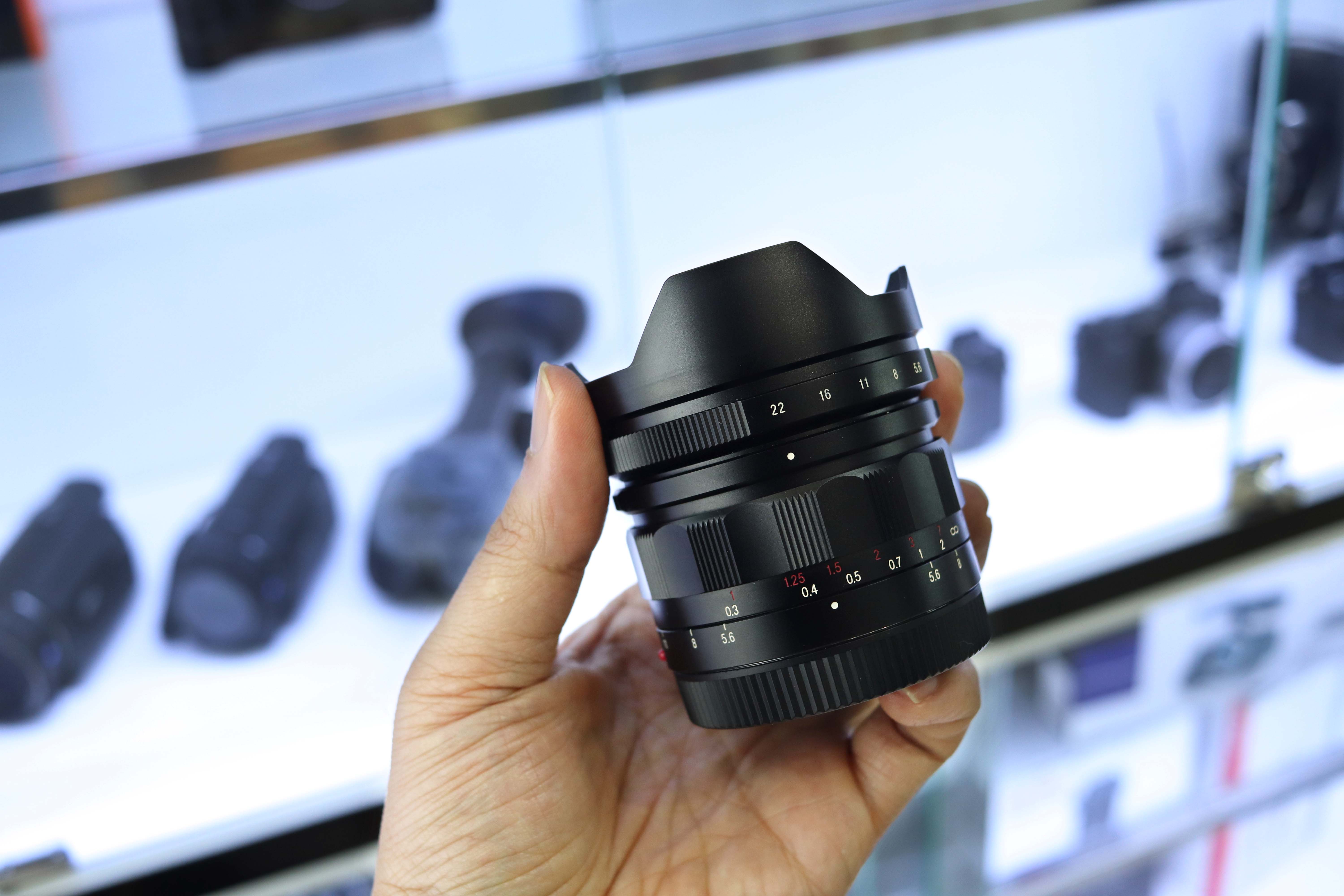 Voigtlander 10mm F/5.6 Hyper Wide Heliar aspherical For Sony