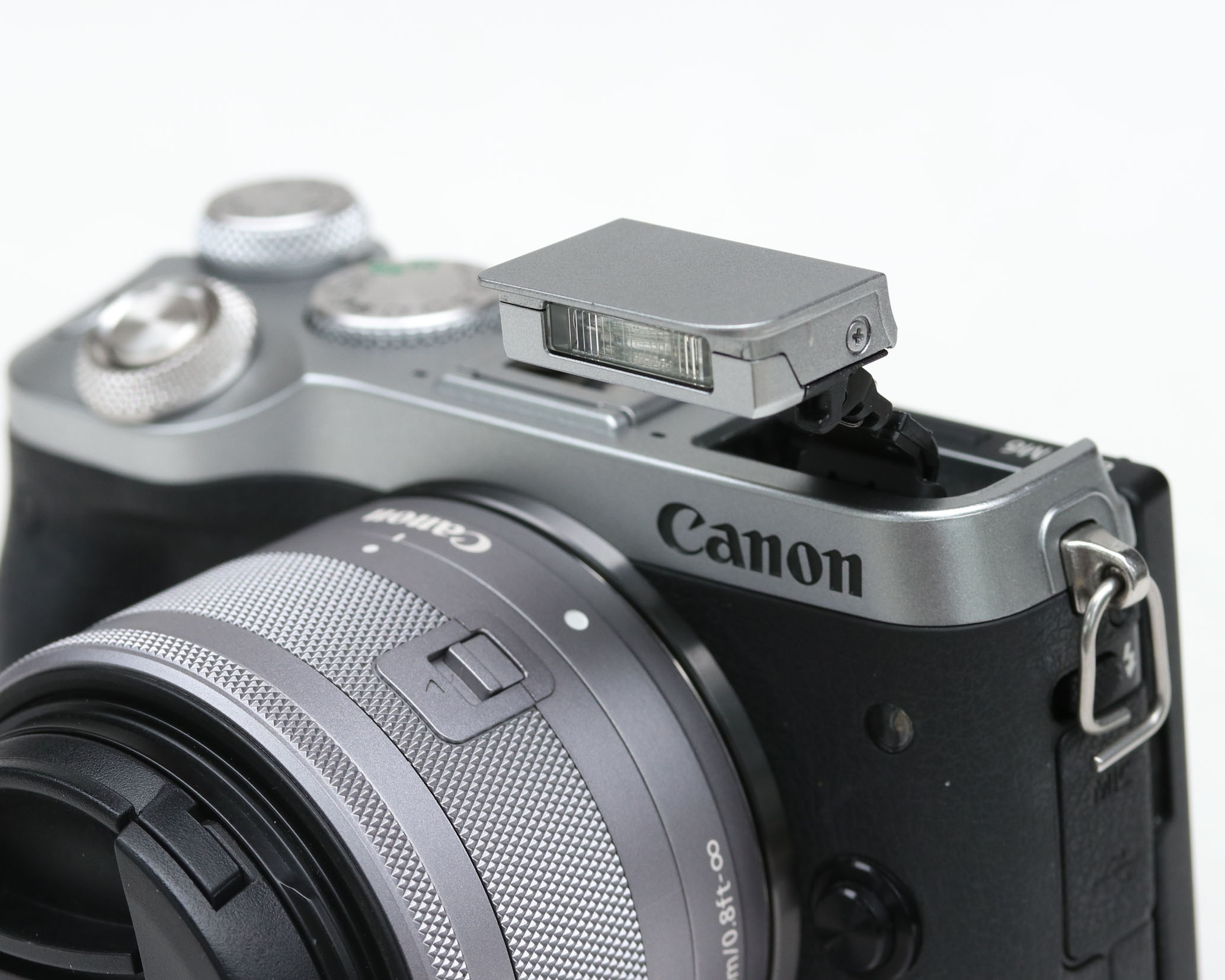 Canon EOS M6 + Kit 15-45mm IS STM màu bạc