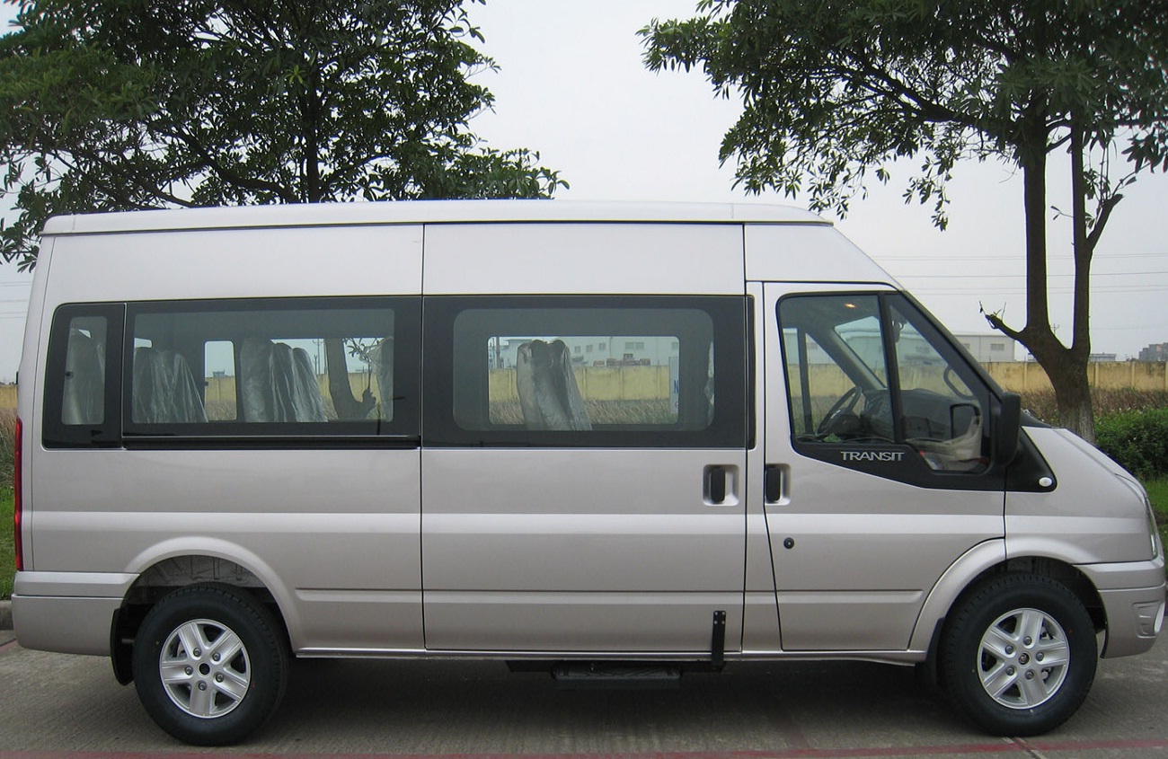 cho-thue-xe-16-cho-di-ha-giang