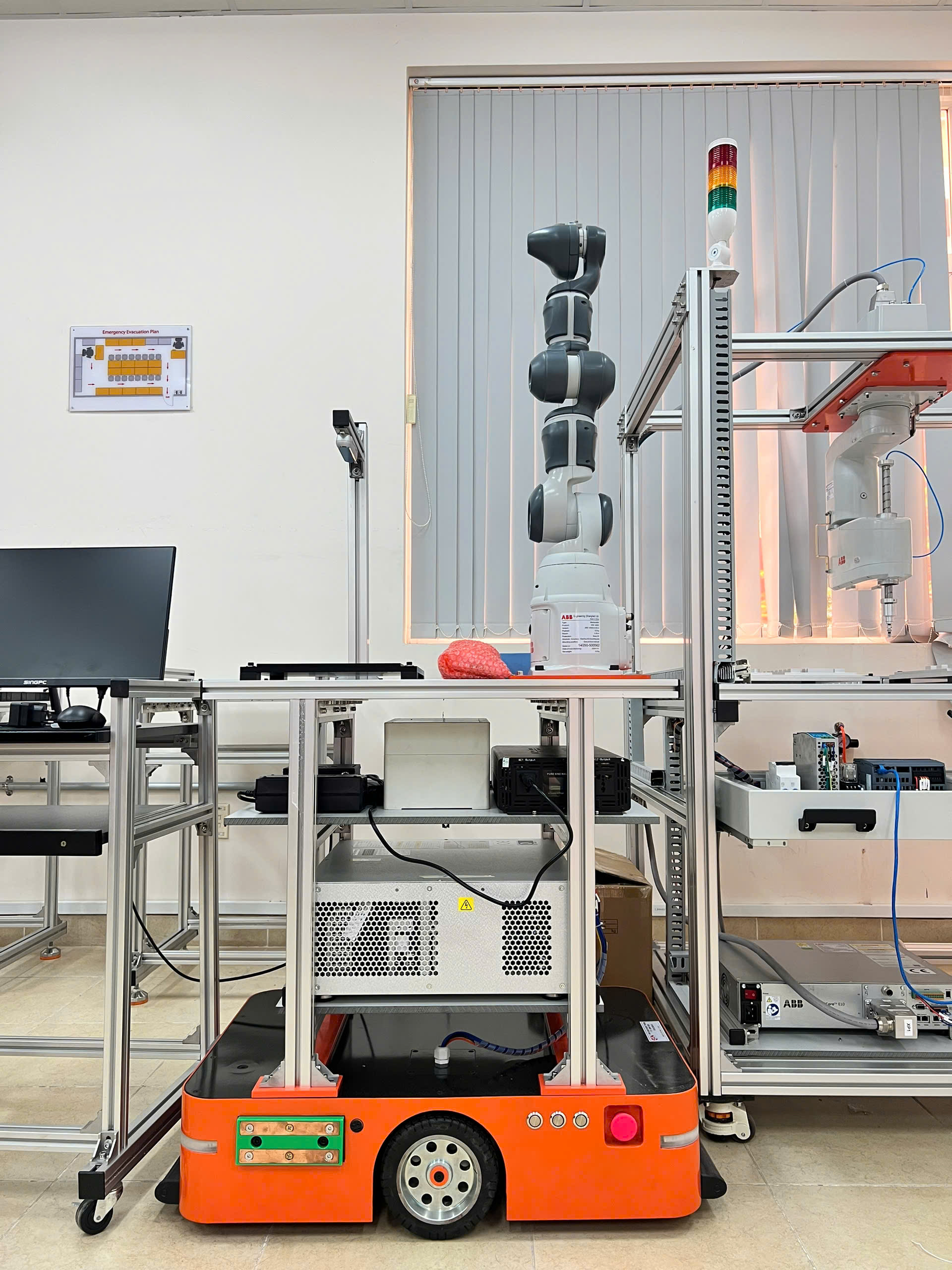 mo hinh robotics ung dung robot trong y te benh vien