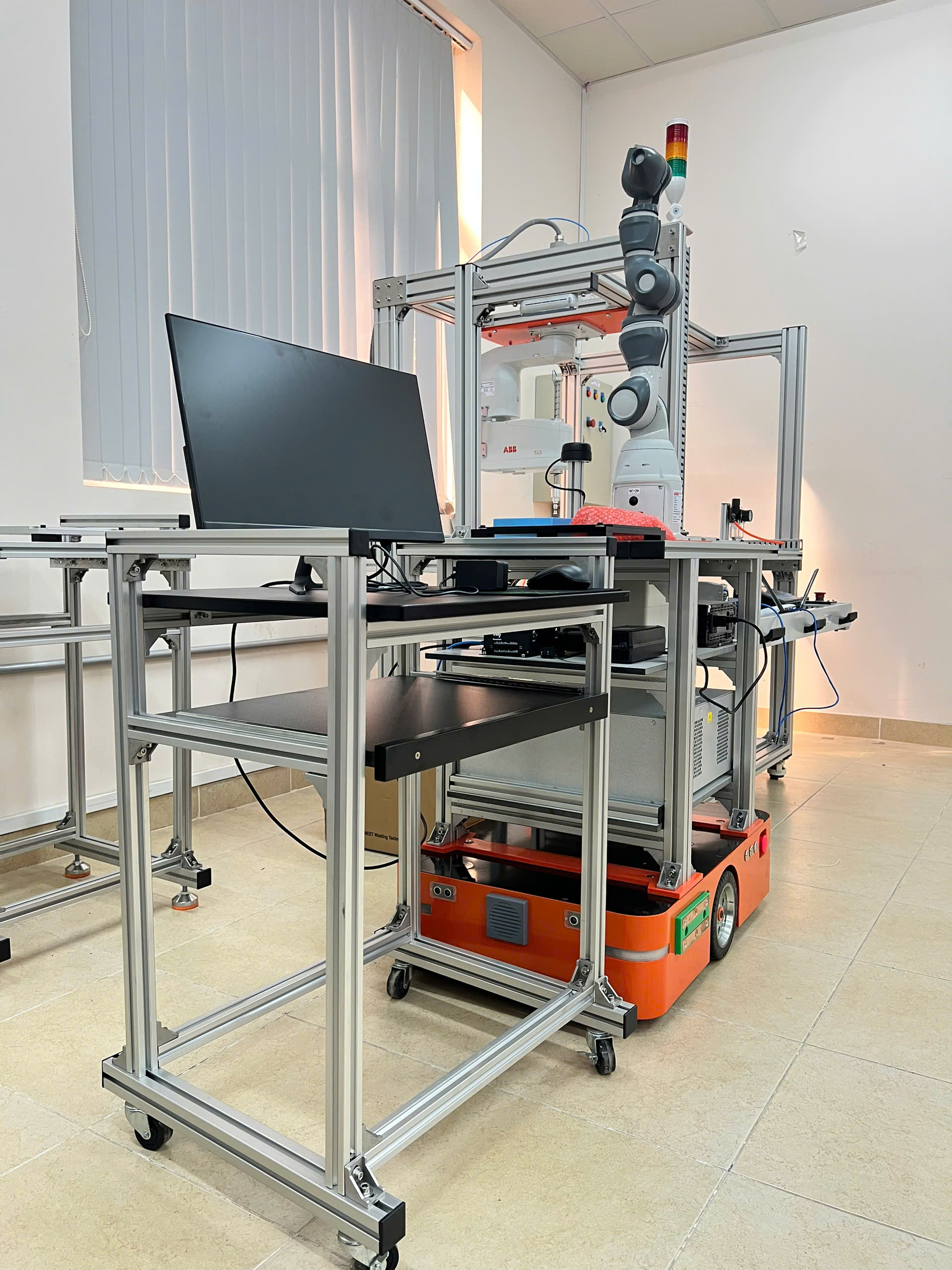 mo hinh robotics ung dung robot trong y te benh vien