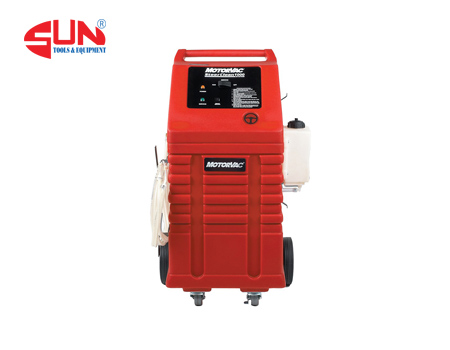 Thiet-bi-lam-sach-va-thay-dau-he-thong-lai-steerclean-1000