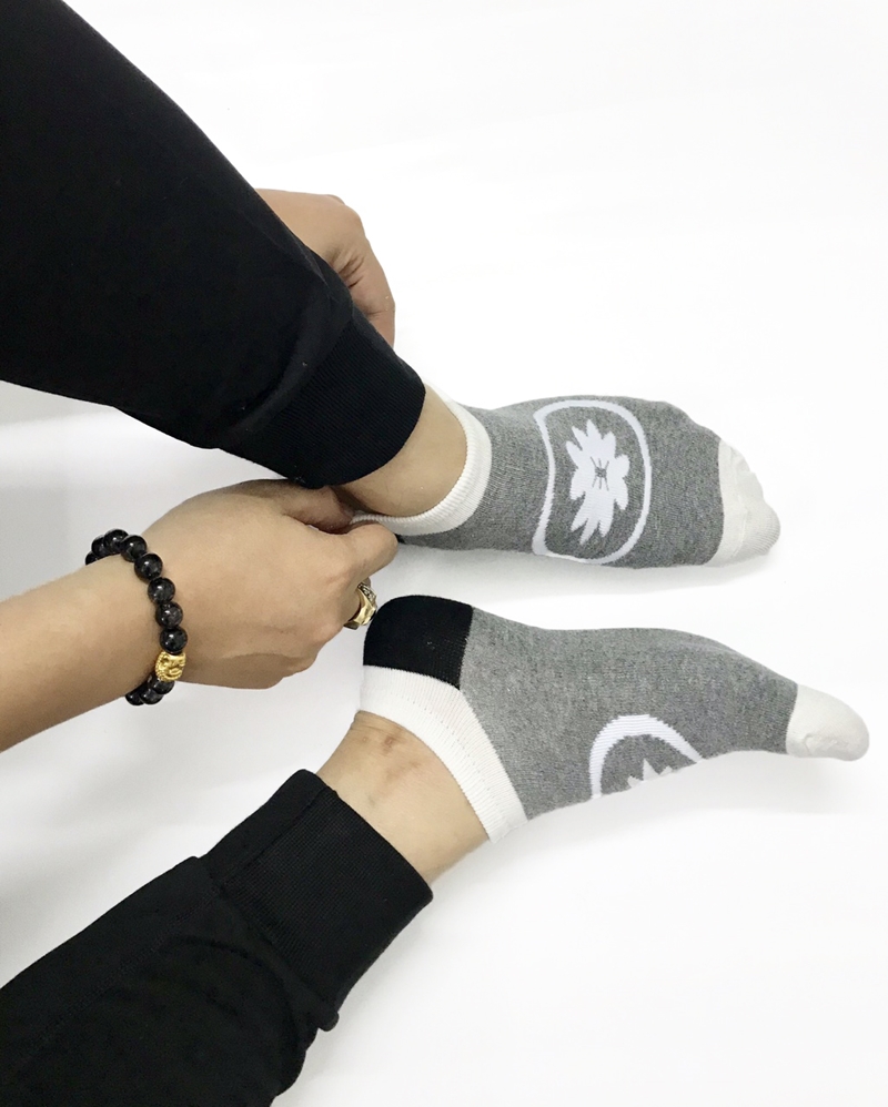 Tất cổ ngắn low cut họa tiết