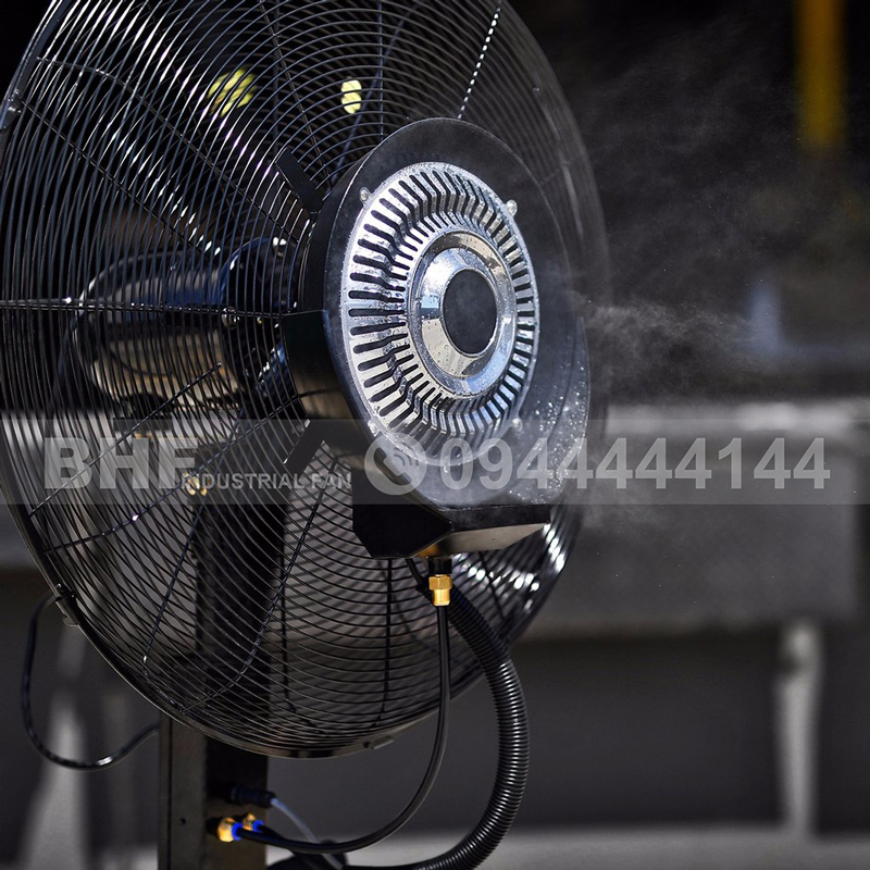 Quạt gắn tường phun sương công suất lớn