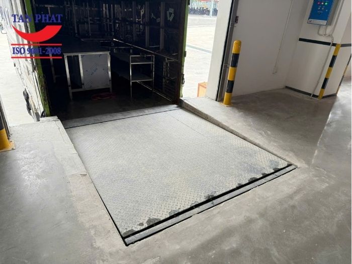 Sàn nâng thủy lực âm sàn kho hàng