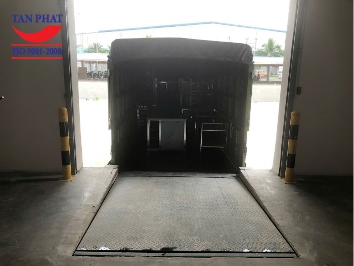 Dự án lắp đặt dock leveler 12 tấn tại Nam Định, KCN Bảo Minh