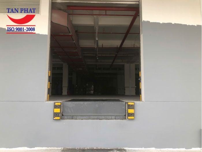 Dự án lắp đặt dock leveler 12 tấn tại Nam Định, KCN Bảo Minh