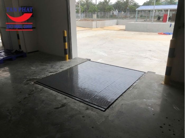 Dự án lắp đặt dock leveler 12 tấn tại Nam Định, KCN Bảo Minh