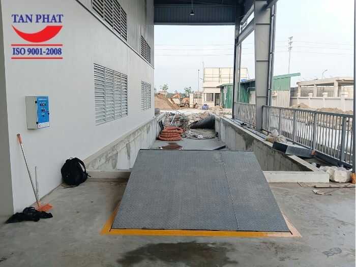 Dự án lắp đặt dock leveler 8 tấn tại Ân Thi, Hưng Yên