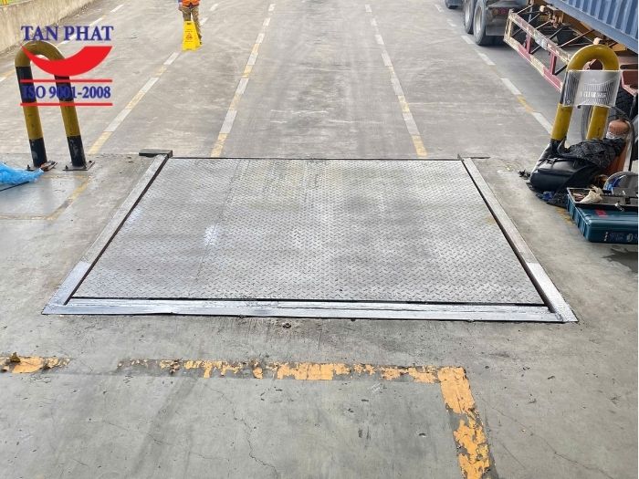 Dock leveler 10 tấn Bắc Giang