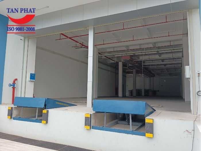 Dự án dock leveler 6 tấn tại Bắc Giang