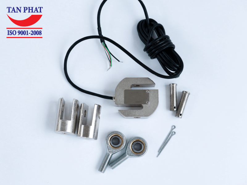 Một bộ loadcell PST 1 tấn đầy đủ sẽ bao gồm bộ gá và các phụ kiện đi kèm