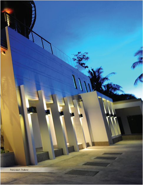 Đèn Led gắn tường ngoài nhà L&E