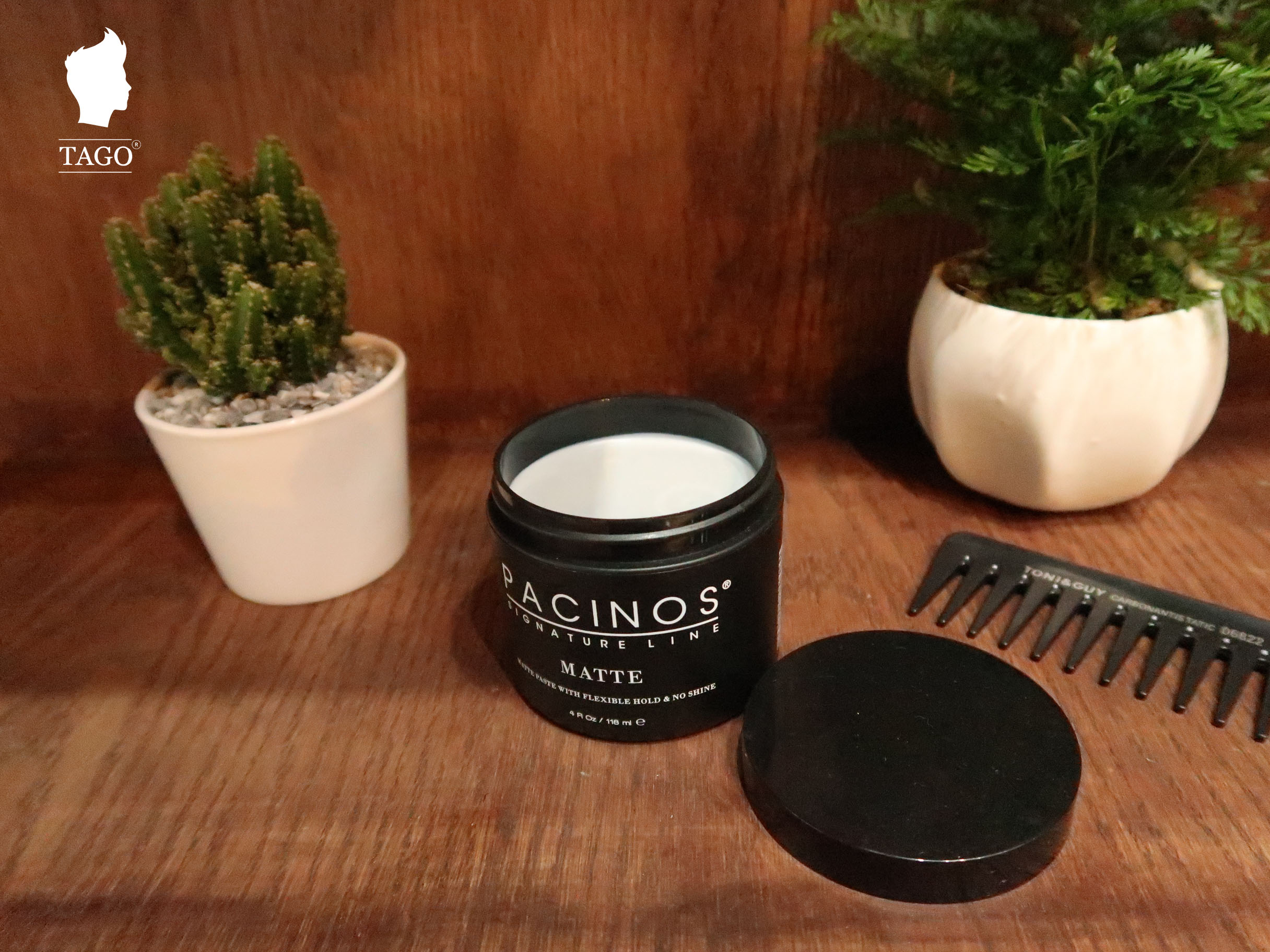 Chất sáp của Pacinos Matte là dạng kem dẻo mềm (paste)