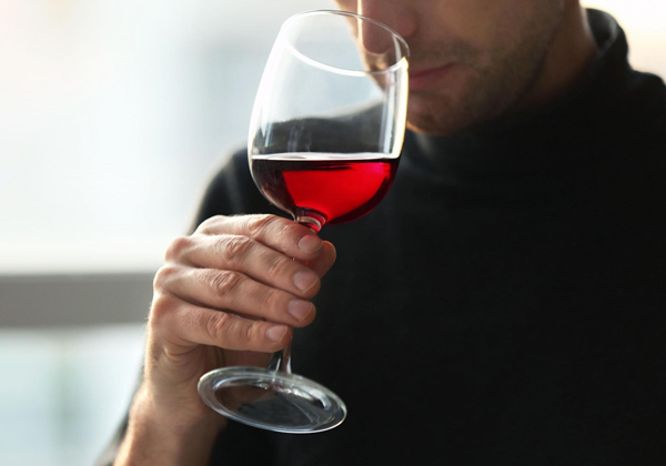 Kinh nghiệm chọn mua rượu vang