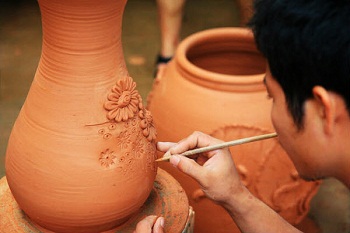 kỹ thuật làm gốm bát tràng - nét tinh hoa của người thợ