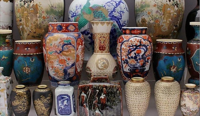 “Săn lùng” gốm sứ Bát Tràng đẹp giá rẻ cùng Chợ gốm