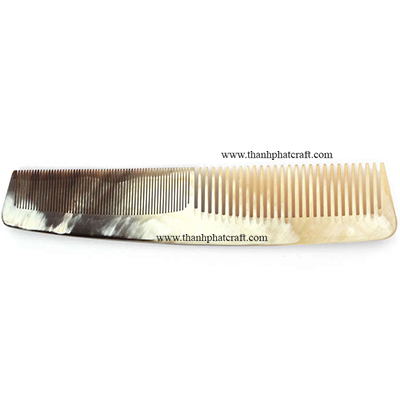 HORN COMB