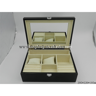 JEWELRY BOX