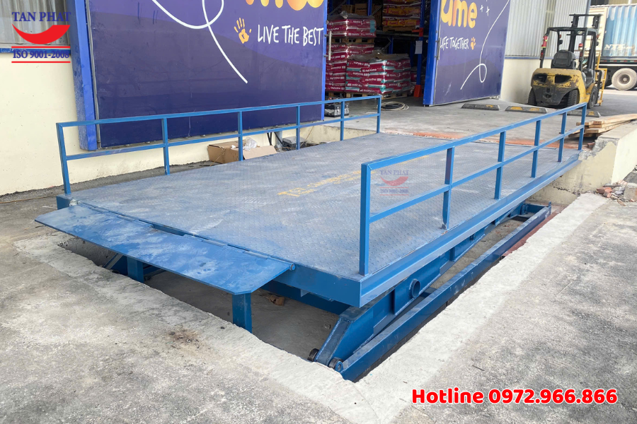 Lắp đặt bàn nâng hạ thủy lực 6 tấn tại KCN ở Châu Sơn, Ninh Bình