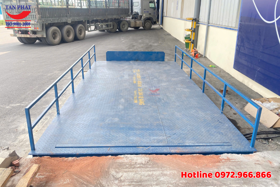 Lắp đặt bàn nâng hạ thủy lực 6 tấn tại KCN ở Châu Sơn, Ninh Bình