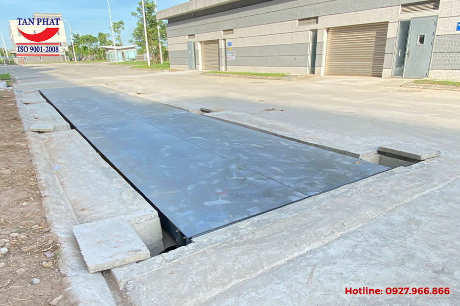 Hình ảnh cân ô tô 60 tấn 18x3m sau khi lắp đặt hoàn thiện.