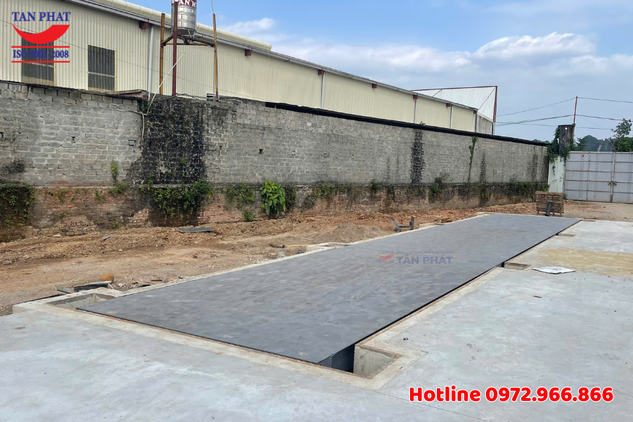 Cân ô tô lắp đặt kiểu chìm tại Hòa Bình.