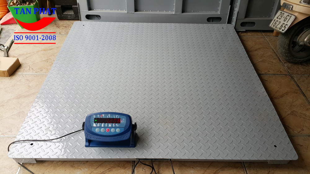 Cân sàn điện tử 5 tấn Tân Phát