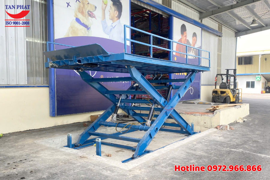 Lắp đặt bàn nâng hạ thủy lực 6 tấn tại KCN ở Châu Sơn, Ninh Bình