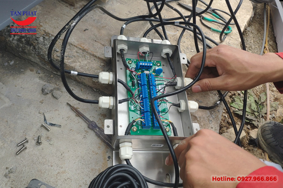 Lỗi cân ô tô nhẩy số