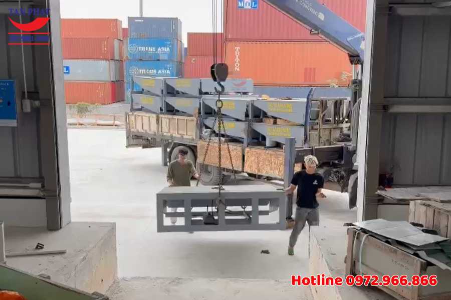 Hoàn thành dự án lắp đặt 12 hệ thống Dock Leveler tại Hải Phòng
