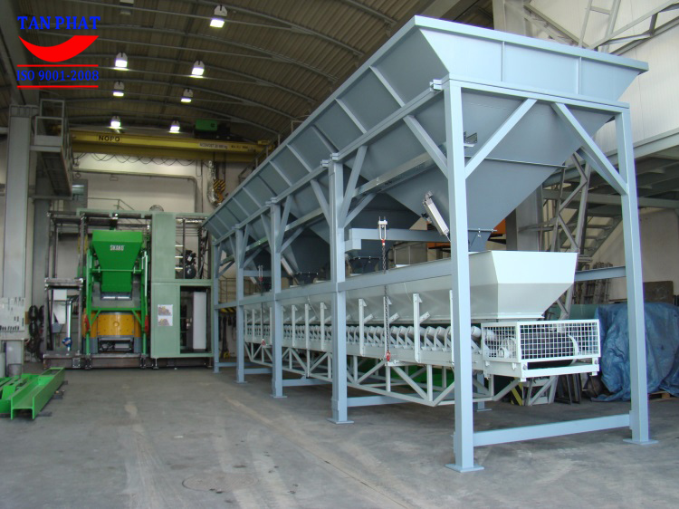 Cân mẻ định lượng 4 phễu cân