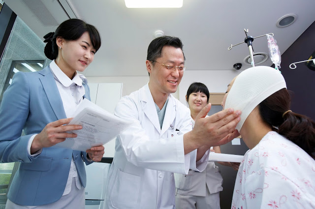 Người Việt có thể chữa bệnh và phẫu thuật thẩm mỹ tại bệnh viện Hàn Quốc