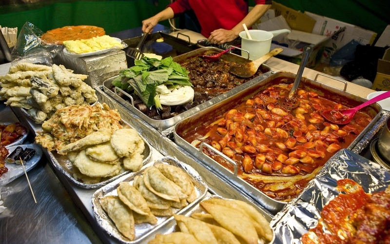 Ẩm thực đường phố Hàn Quốc: 10 món ăn đặc sắc