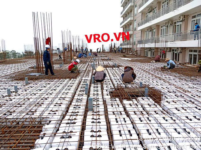 sàn-phẳng-không-dầm-sàn-xốp-sàn-vượt-nhịp-lớn-VRO