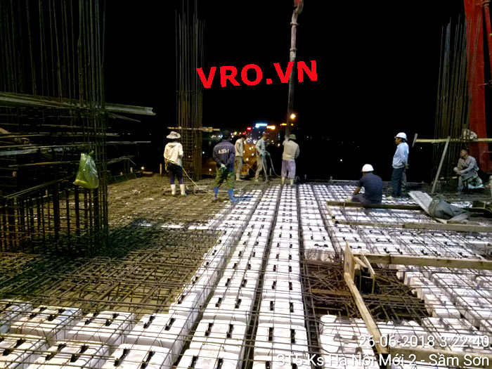 sàn-phẳng-vượt-nhịp-lớn