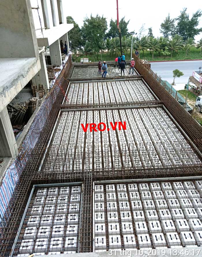 sàn-phẳng-vượt-nhịp-lớn