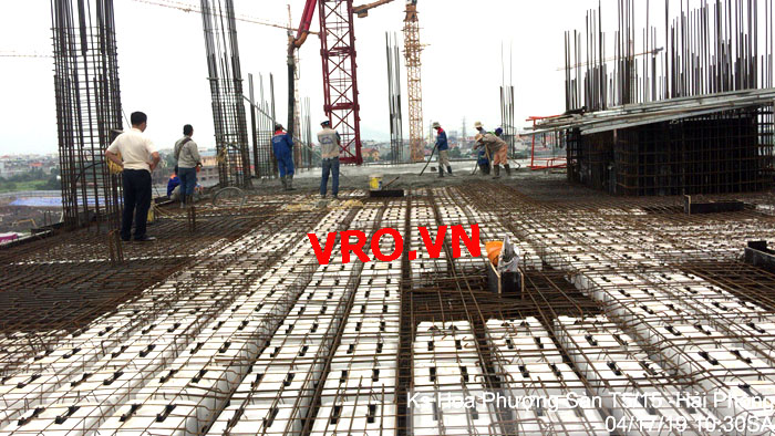 sàn-phẳng-vượt-nhịp-lớn