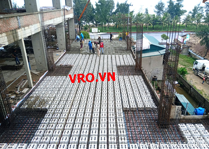 sàn-phẳng-vượt-nhịp-lớn