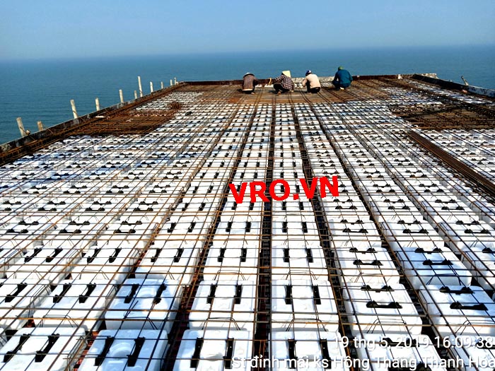 sàn-phẳng-vượt-nhịp-lớn