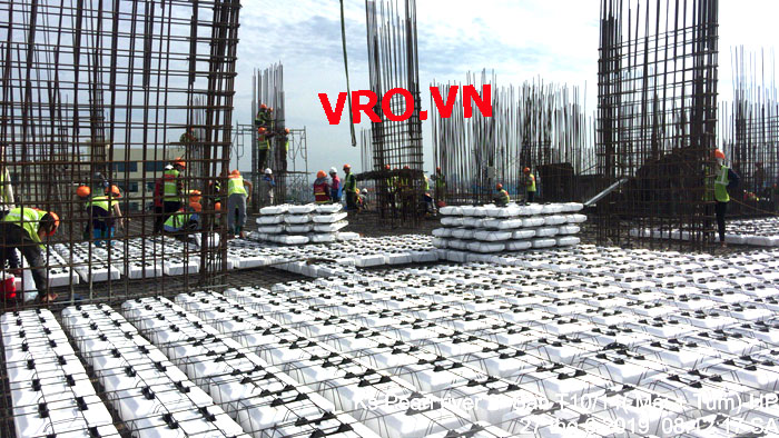 san-vuot-nhip-lon-san-phang-loi-xop