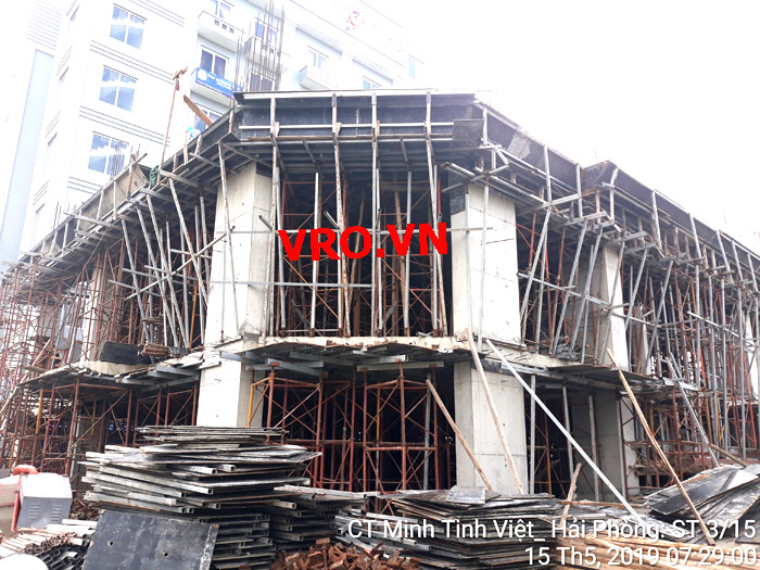 san-vuot-nhip-lon-san-phang-vuot-nhip-lon