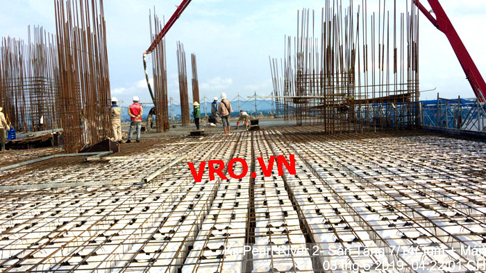 san-xop-san-phang-khong-dam