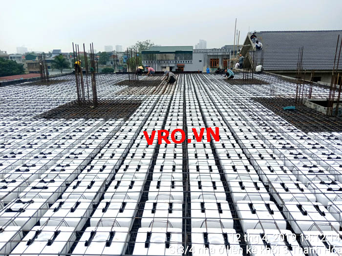 san-xop-san-phang-khong-dam