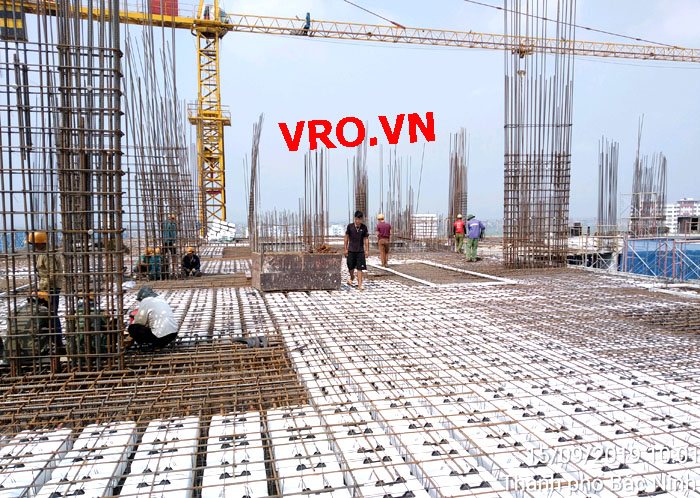 sàn-xốp-sàn-vượt-nhịp-lớn